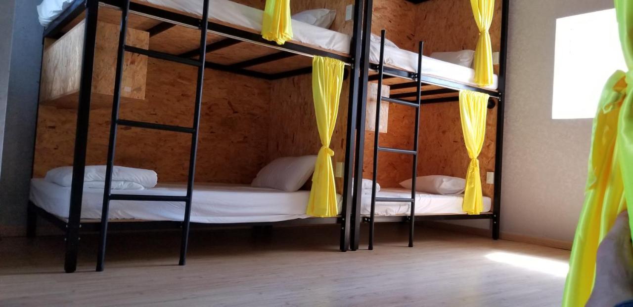 White House Hostel Nha Trang Exterior photo